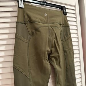 COPY - Lululemon 7/8 Hunter Green Leggings